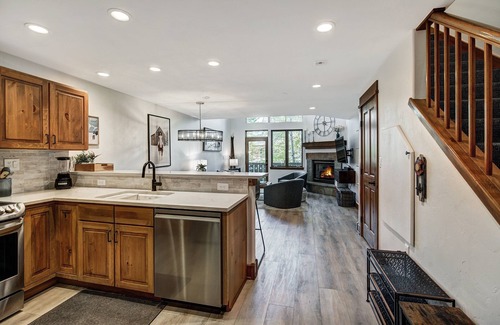 Edwards Condo | NEW! Arrowhead Village | Premium 3 Bedroom Condominium