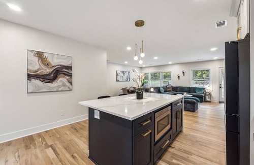 Atlanta House | NEW! Atlanta Oasis - Upscale Home with In-law Suite - Pool,HotTub,Firepit &more!