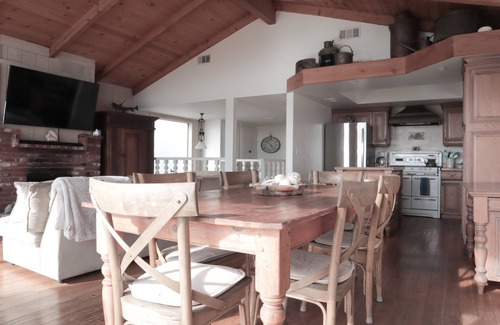 Silver Strand House | NEW! Beach Front Coastal Living