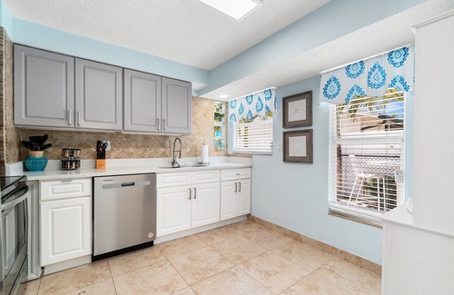 Naples Park House | NEW! Beach Home w/Saltwater Pool, Bike 2 Beach, BBQ