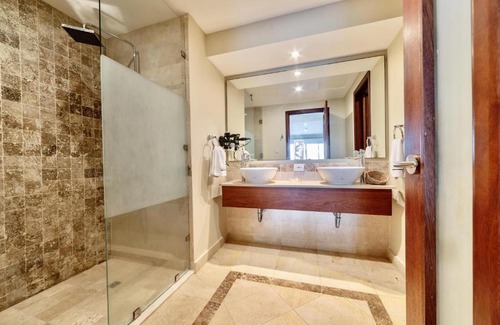 Cap Cana Marina Apartment | New! Beachfront Lux Condo With Private Jacuzzi
