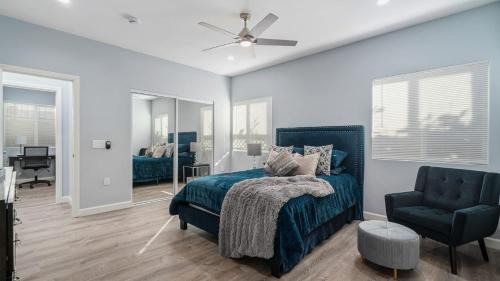 Hollywood House | New Beauty by AvantStay Modern Central Location