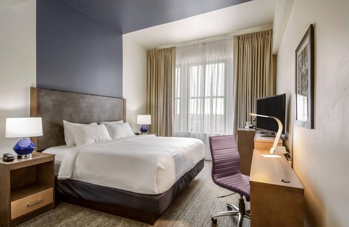 New Bedford Hotel | New Bedford Harbor Hotel, an Ascend Collection Hotel