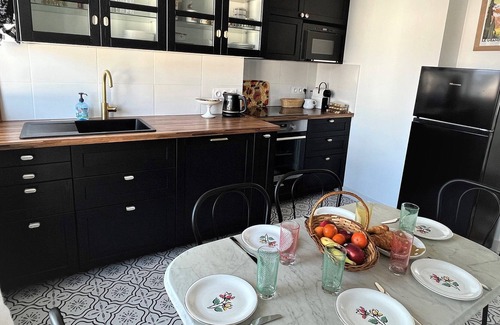 Annecy House | New bright and central T4 vintage cocoon, all on foot!