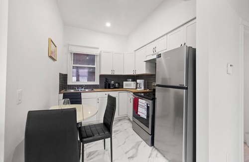 Windsor Apartment | New Build Cozy 2 Bedroom Unit