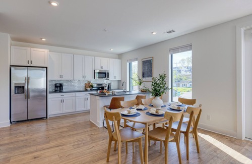 Nashville House | New Build Near Midtown, Germantown & Downtown Nashville Dining | Heights #305