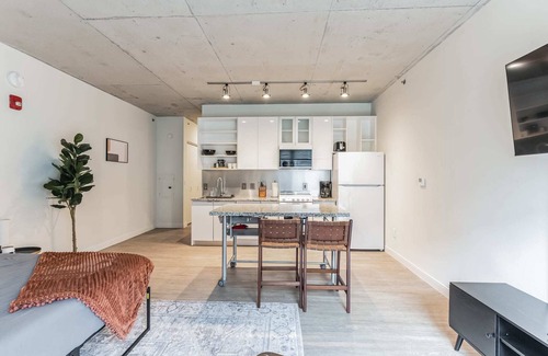 Downtown Cleveland Apartment | New Build Studio Apartment at Skyline