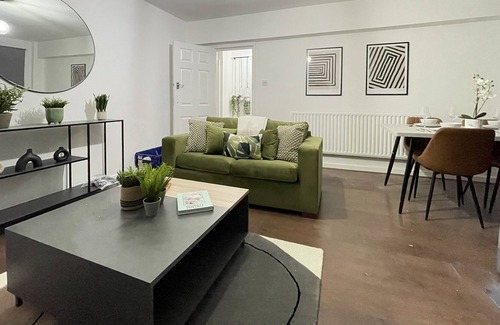 St. Pancras and Somers Town Apartment | New Central London Camden Apartment