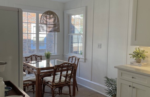 Greenville - Spartanburg Cottage | NEW Charming Downtown Cottage with Office + Peloton!