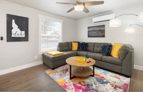 Caldwell House | NEW! Charming Remodeled House w/ Great Location