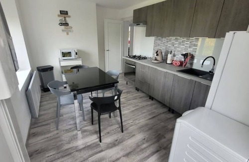 Uxegney Apartment | New, comfortable F3 apartment
