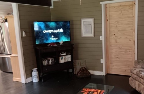 Tellico Plains House | NEW! Connie's Retreat - 3 Bedrooms, 2 Baths, Sleeps 11