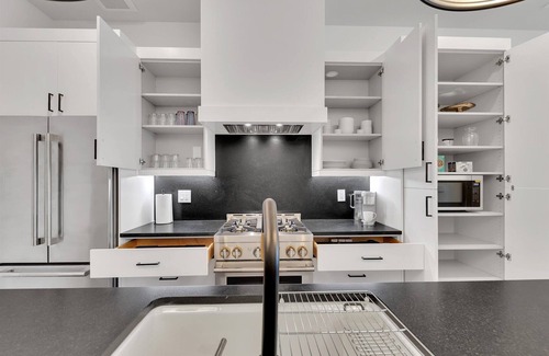 Castleberry Hill Apartment | New Construction Loft Style Spacious Lux Apt 204