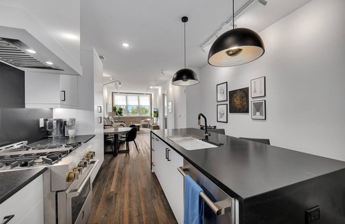 Castleberry Hill Apartment | New Construction Loft Style Spacious Lux Apt 204