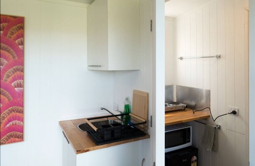 Coopers Beach Cabin | New, contemporary cabin with wide views
