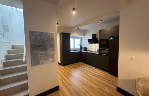 Cruz Roja-Capuchinos Apartment | NEW Designer Penthouse in Sevilla center