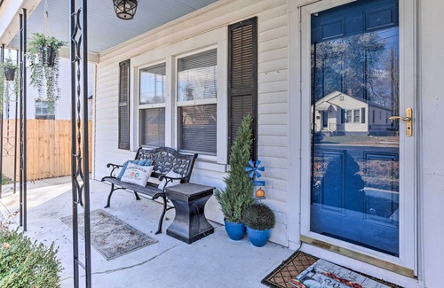 Elizabethtown House | NEW! Elizabethtown 'Bluegrass Bungalow' w/ Yard!