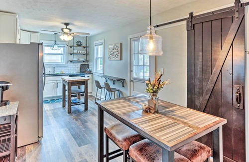 Elizabethtown House | NEW! Elizabethtown 'Bluegrass Bungalow' w/ Yard!