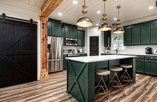 Lorena Other | New farmhouse just minutes from the Silo District and Downtown Waco