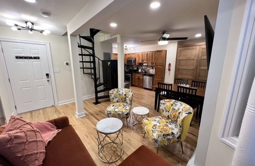 The Waterfront Condo | NEW-Free Prkg-2BR/2.5Bath/3 Queen Size Beds-Duplex