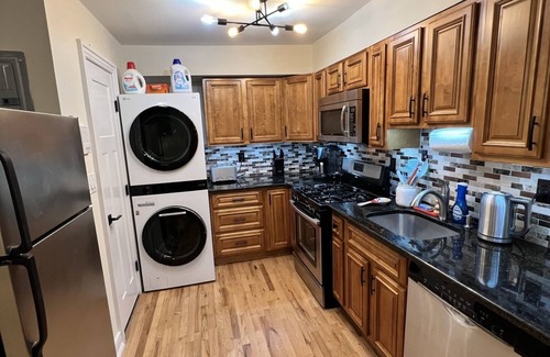 The Waterfront Condo | NEW-Free Prkg-2BR/2.5Bath/3 Queen Size Beds-Duplex