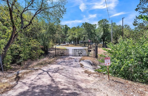 Kingston House | NEW! Gone Fishin'(Suite 4) - Lodges at Fossil Creek