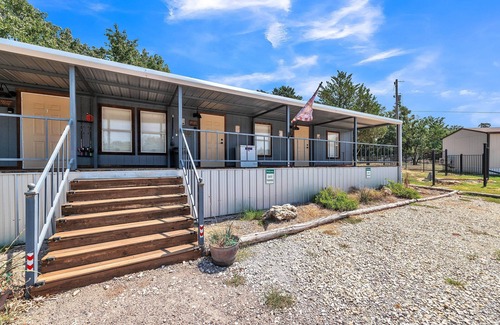 Kingston Apartment | NEW! Gone Fishin'(Suite 4) by The Lodges at Fossil Creek