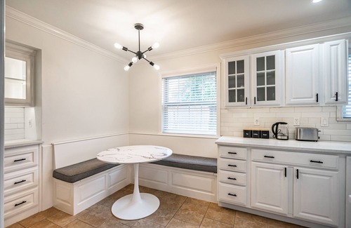 Richardson House | NEW! Gorgeous recently remodeled 4-bedroom spacious home with a Heated Pool .