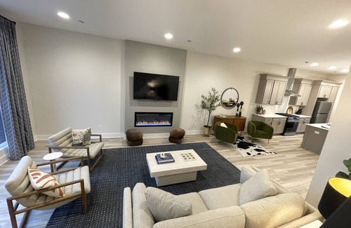 Westfield Condo | NEW! Grand Park-2 min drive. Dwntwn Westfield-walk to restaurants & Monon.