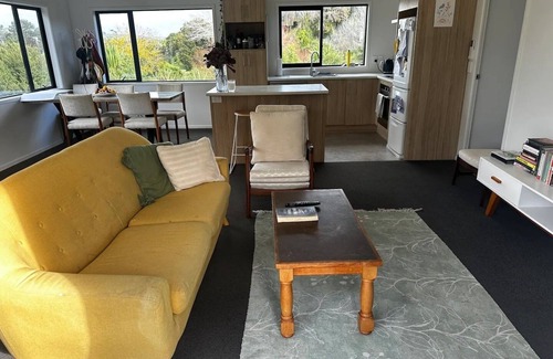 Raglan House | New home in central Raglann