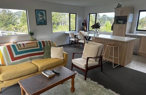 Raglan House | New home in central Raglann