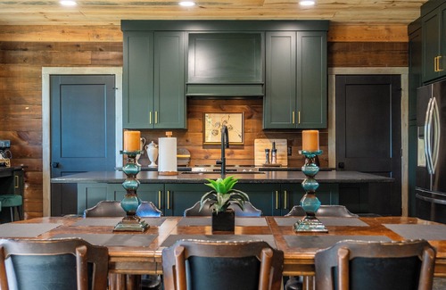 Mid America House | NEW! Lake Hamilton, 48 Private Acres, Hot Tub, Sleeps 16 or 39, Pond, Boat Dock