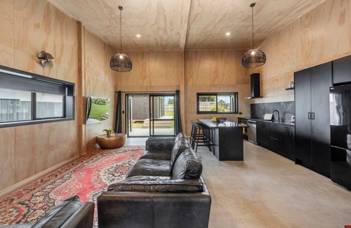 Mangakino House | New lake shed 800 meters from the lake