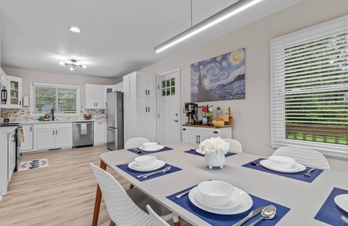 Terrell House | New Lakefront Getaway on Lake Norman