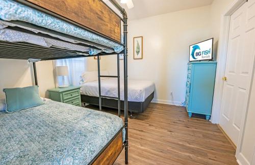 Socastee Apartment | NEW! Large 2BR in Azalea Lakes Pools Hot Tubs!