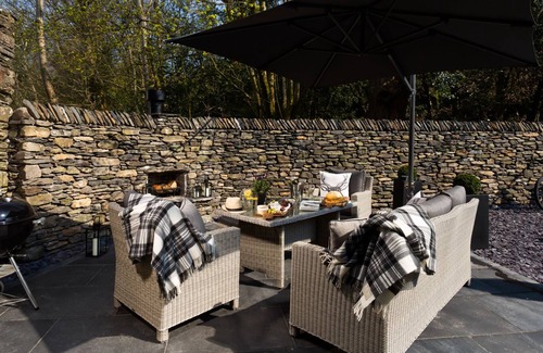 Bowness-on-Windermere House | NEW - Lexington House - 5 Star - Stylish Barn Conversion