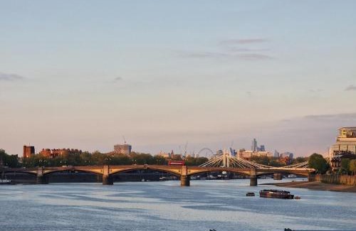 Chelsea Riverside Apartment | New Listing- 2 Bedroom Riverside Chelsea Apartment