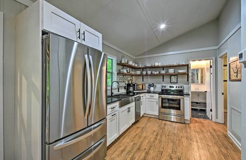 Martin House | New Listing! Blue Haven Nest w/Dock!
