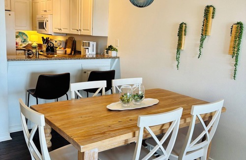 Innerarity Townhomes House | NEW LISTING! Monthly snowbird rate! Beach. Pool. Near FloraBama and Gulf Shores!