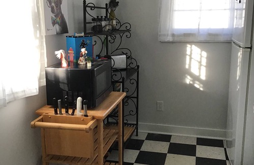 Morehead City Cottage | *New Listing* Pollock St. Cottage in Historic Downtown Beaufort!