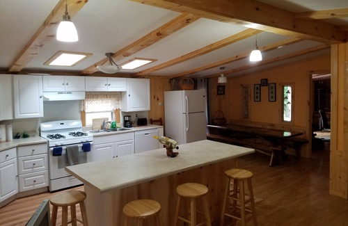 Greentown House | NEW LISTING! Spacious Lake Wallenpaupack Getaway W/Hot Tub.