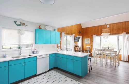 Duck House | New Listing! Steps from beach & sound access.