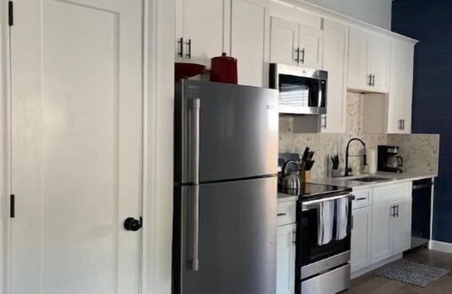 Lockhart House | New Lovely Home in Lockhart with a Lounge