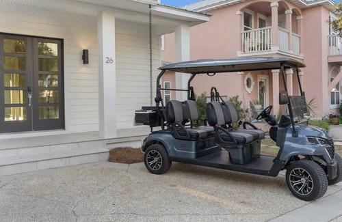 Seawalk Circle House | NEW LUX "Bikinis & Martinis" Private Pool,Gulf Front, Bikes, LSV-Golf Cart