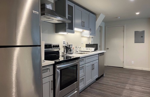 Oakland Apartment | New Luxury 1 Bedroom Apt Near Lake Merritt