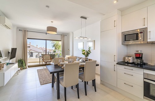 Benalmadena Costa Apartment | New luxury apartment 1st line, access to the beach