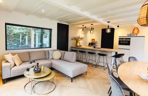 Ouddorp Villa | New luxury dunevilla at beach with hot tub Ouddorp