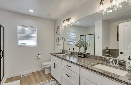Provo House | New Luxury Home w/ Master Suite
