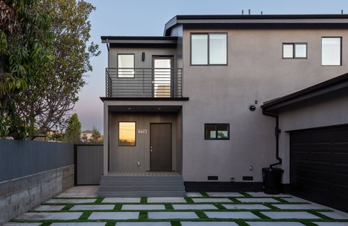 Los Angeles Villa | New Luxury Home with DTLA Views - Ideal for Groups