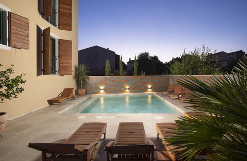 Bale Villa | NEW Luxury Villa Casa Nova with Game Room, Summer kitchen and heated Pool